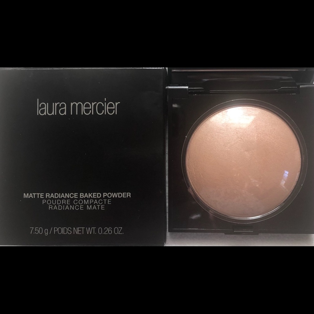 Laura Mercier baked powder NIB